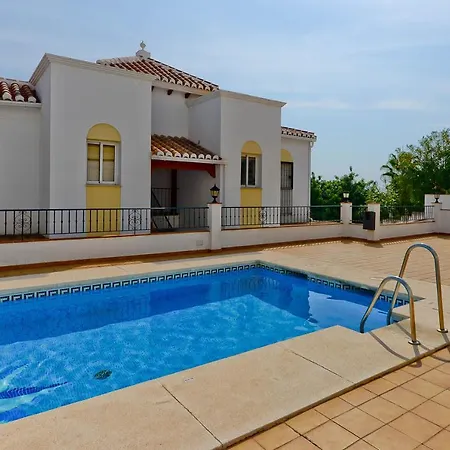 Apts Chimenea Апартаменты